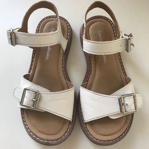 Hanna Andersson Caty White Sandals 11 VGUC